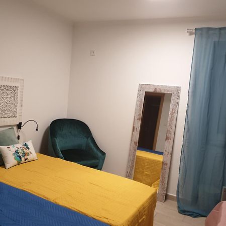 Lisbon Hostel Terminal 4 Luaran gambar