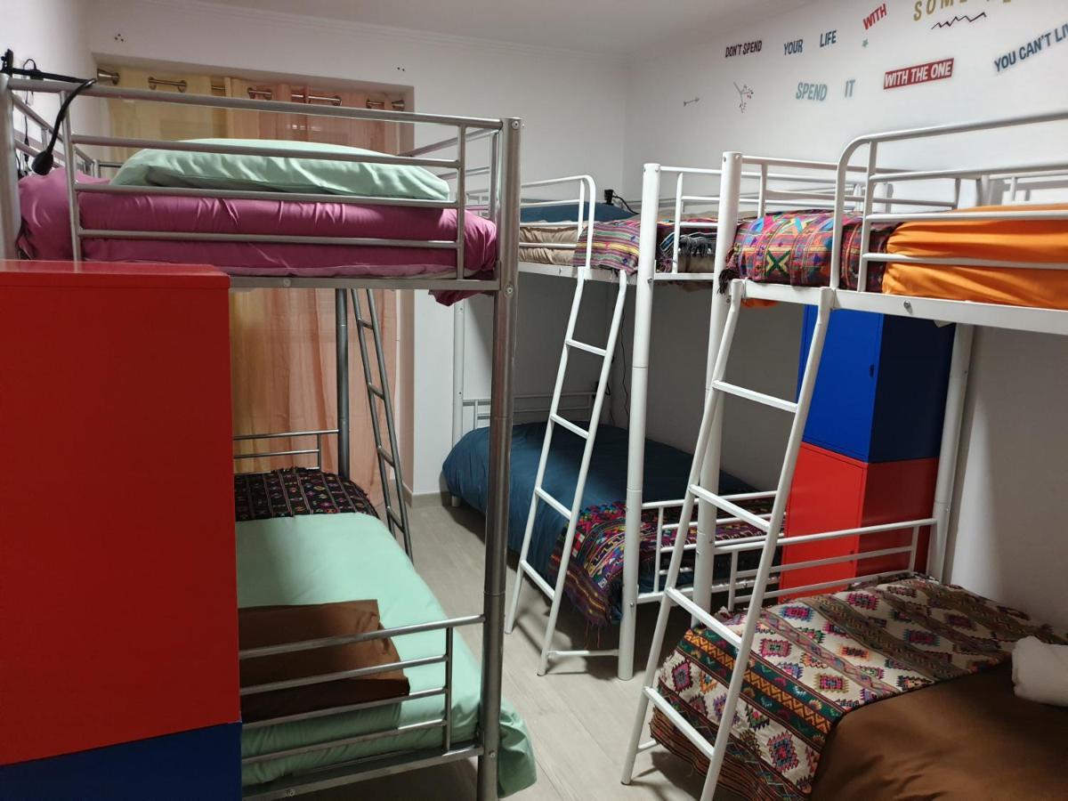Lisbon Hostel Terminal 4 Luaran gambar